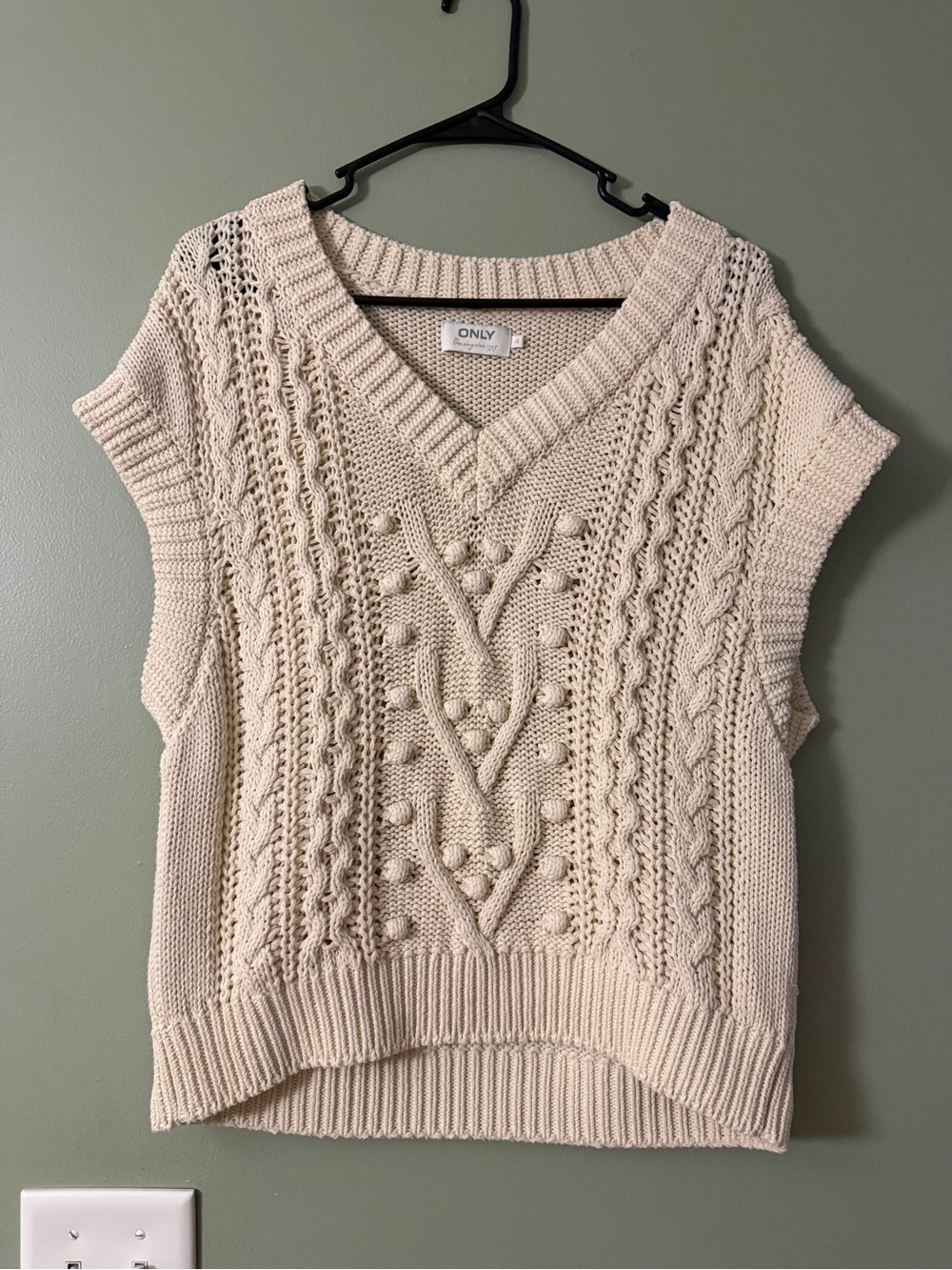 ONLY Cream Cable Knit V-Neck Sweater Vest